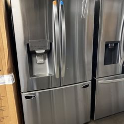 NEW OPEN BOX LG FRENCH STYLE REFRIGERATOR IN STAINLESS STEEL 