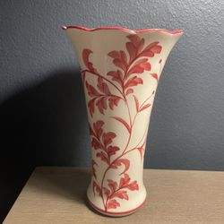 Hand Painted Red Floral Scalloped Rim Vase Crackle Glaze Ceramic