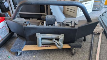 Smittybilt M1 Front Bumper & X20 10k Winch - F250/F350
