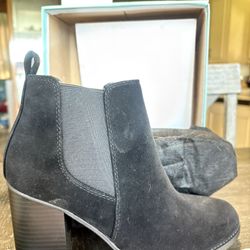 Black Boots 6 And A Half 