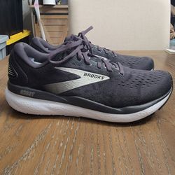 Brooks ghost 16
