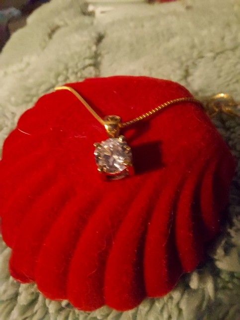 Beautiful Sparkling 1 Kt CZ On 18" Chain.