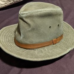 REI Outdoors Hat Safari 
