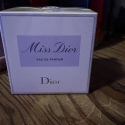Miss Dior Eau De Parfum 