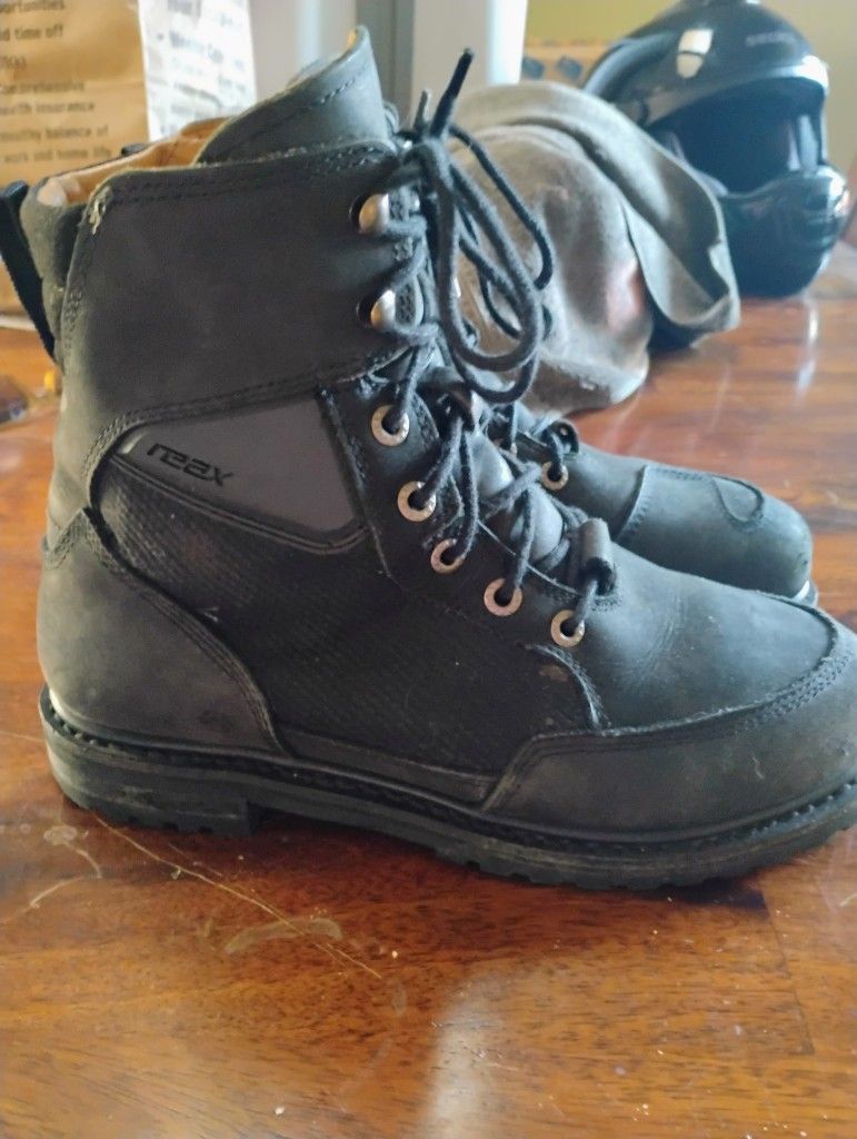 Reax Size 10 Motorcycle Boots