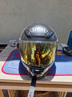 ​Shoei RF-1000 Motorcycle Helmet (Black) w/ Gold Visor