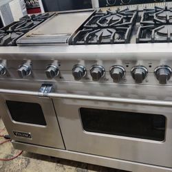 Viking Stove Gas Range for Sale in Paterson, NJ - OfferUp