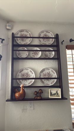 Agatha pioneer women plates
