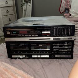 FISHER RECORD PLAYER 