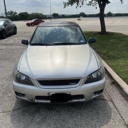 2001 Lexus IS 300