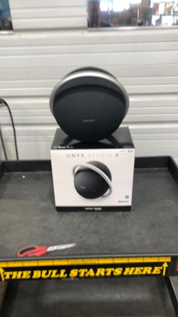 Onyx Studio 8 