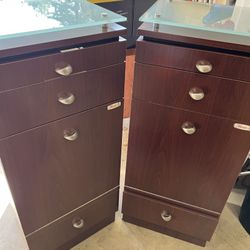 6 Hairdresser Stations