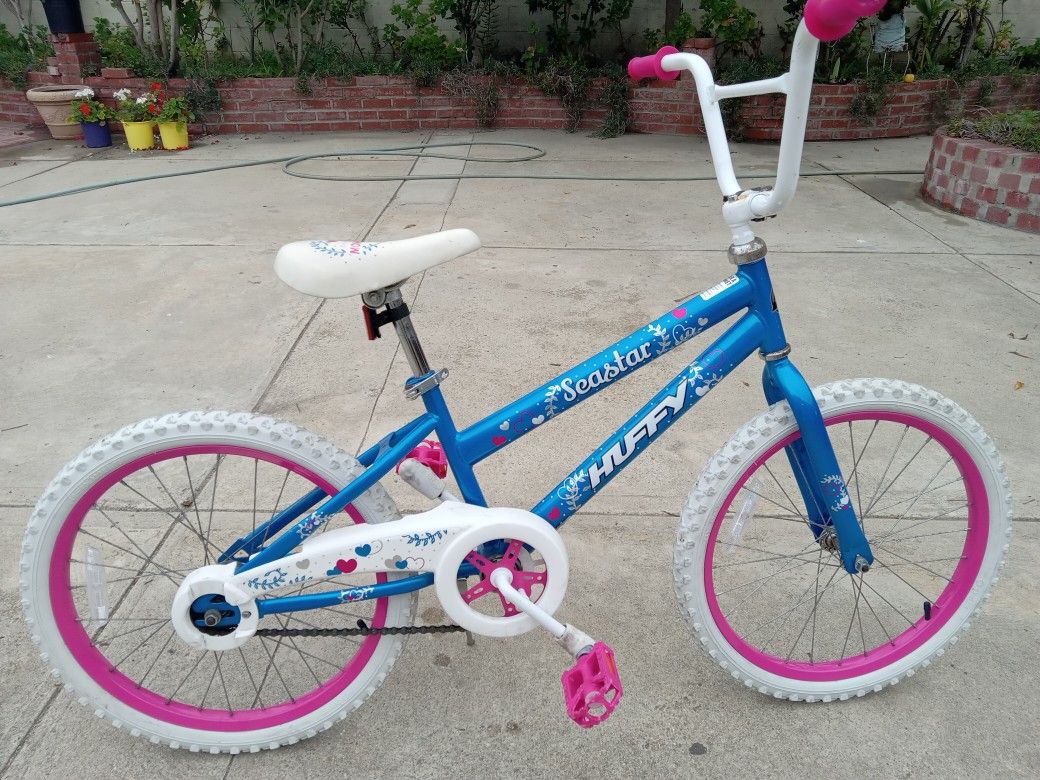 Young Girls Bicycle Runs Good Nice And Clean