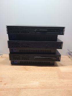 3 broken fat ps2's