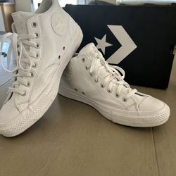 Men’s Leather White Converse Sneaker Size 13 