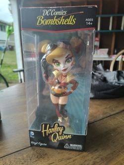 DC Comics Bombshells Vinyl Figure