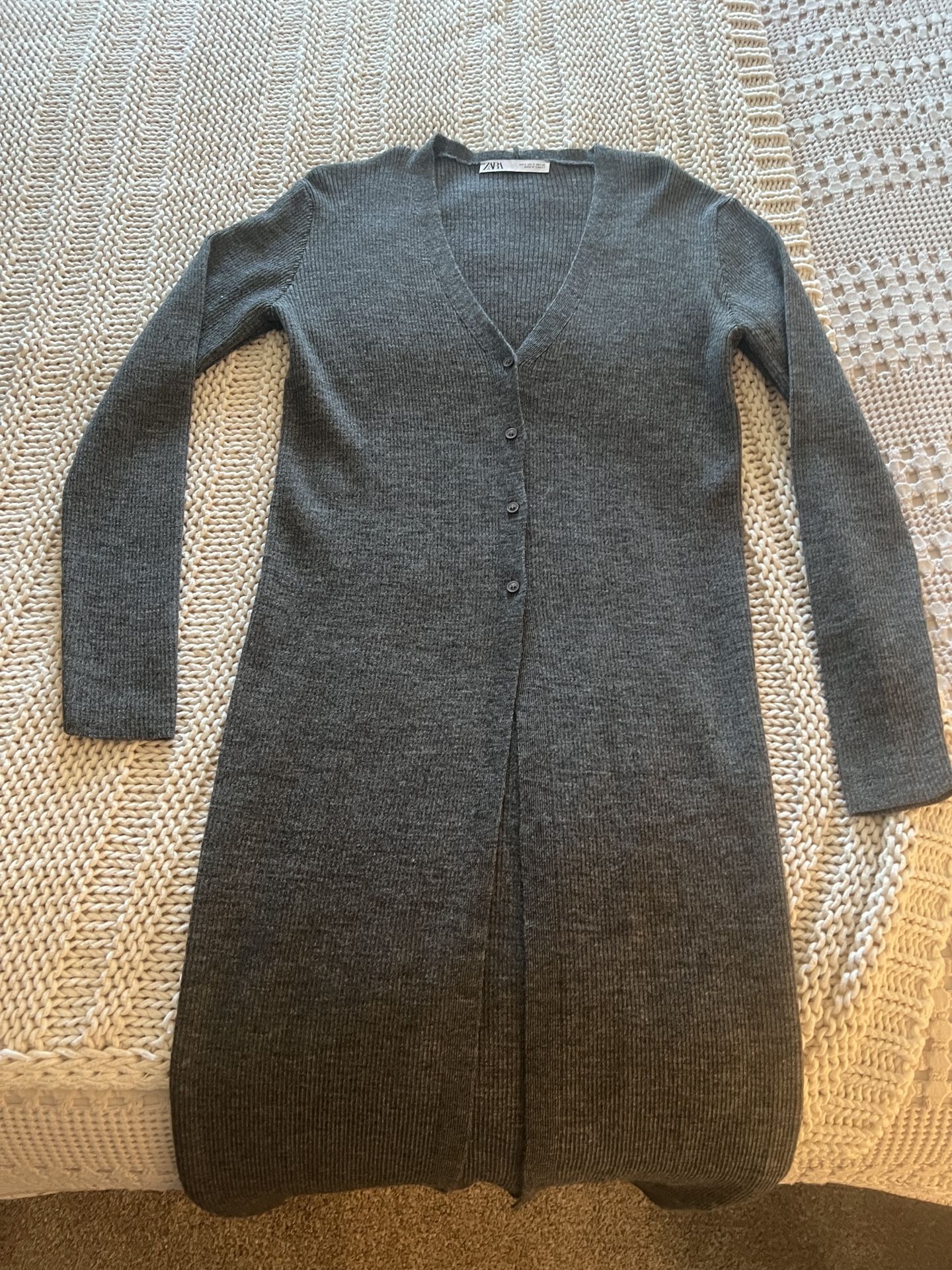 NEW Zara Ribbed Knit Button Down Sweater Dress, Size Small / Never Worn!!