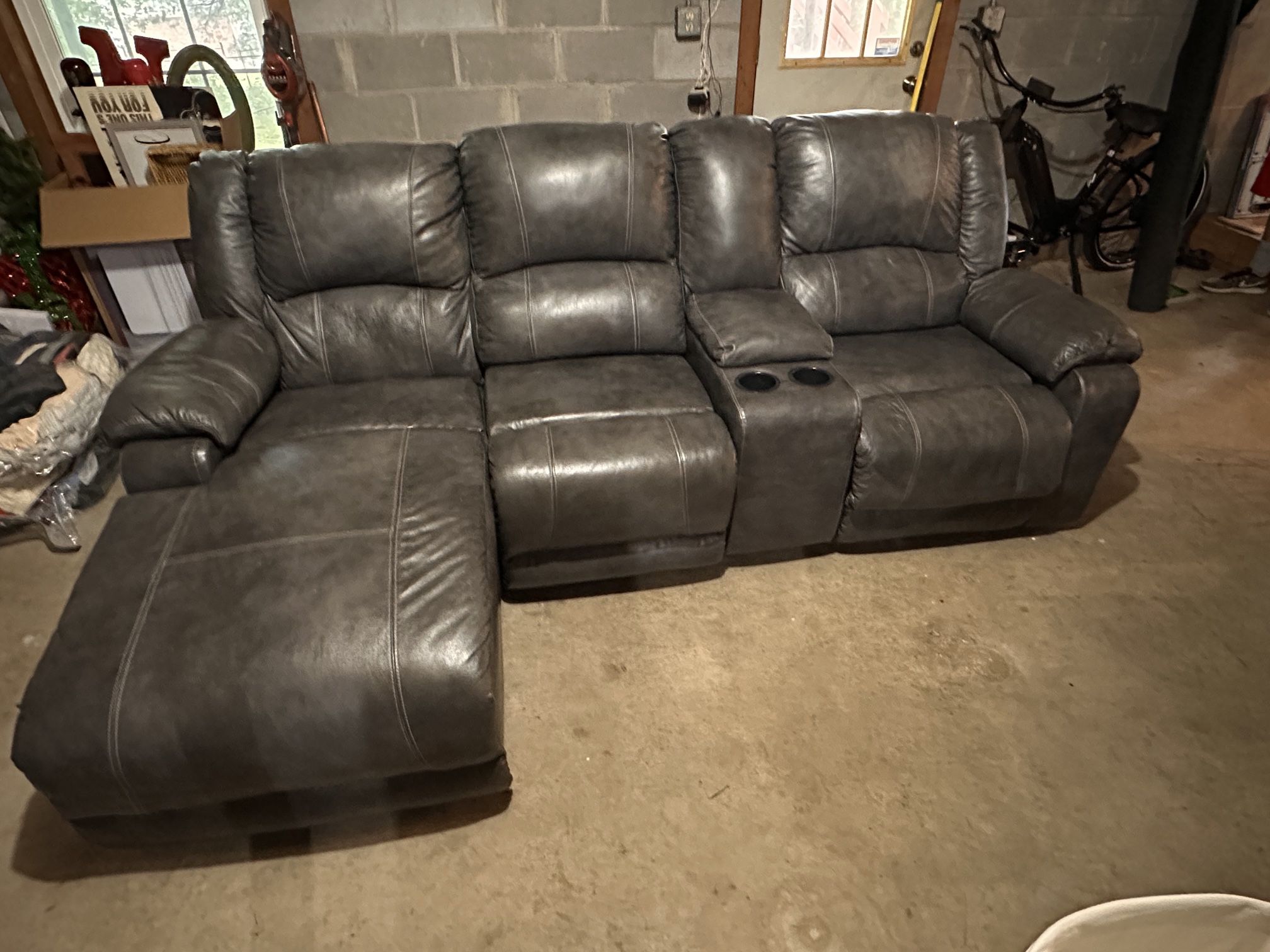 Grey Leather Sofa & Couch Recliner