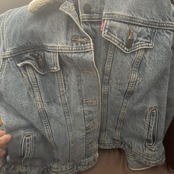 Women’s Levi ’s jacket XL