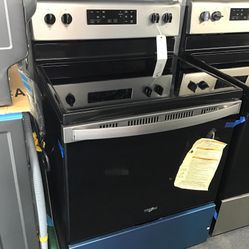 New Scratch And Dent Whirlpool 5 Burner Glass Top Stainless Steel Range. 1 year Warranty 