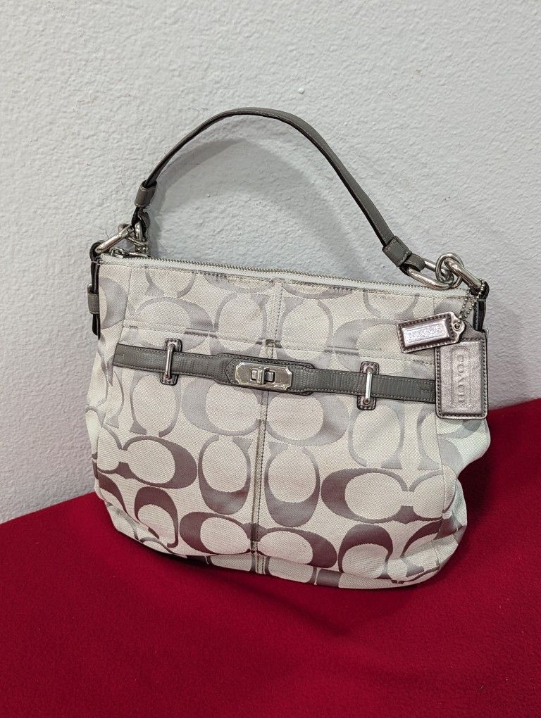 Authentic COACH Chelsea Ashlyn Signature C's  Shoulder Bag - Silver Gray women purse Canvas