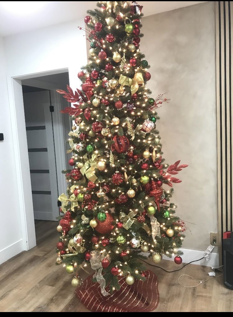 Christmas Tree with Pre lights