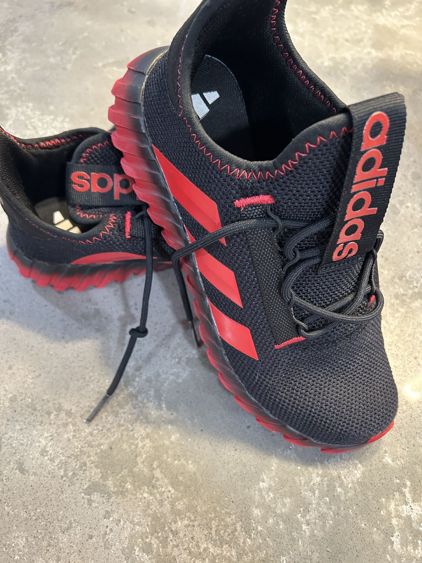 Adidas Shoes Youth Kids Size 6