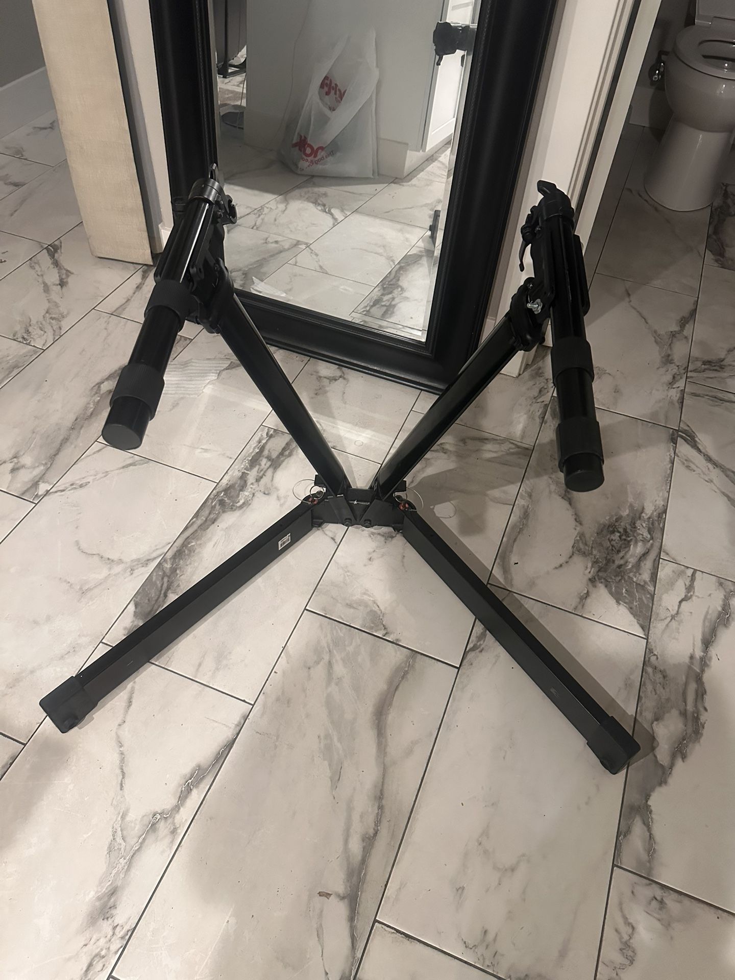 Ultimate Support Keyboard Stand