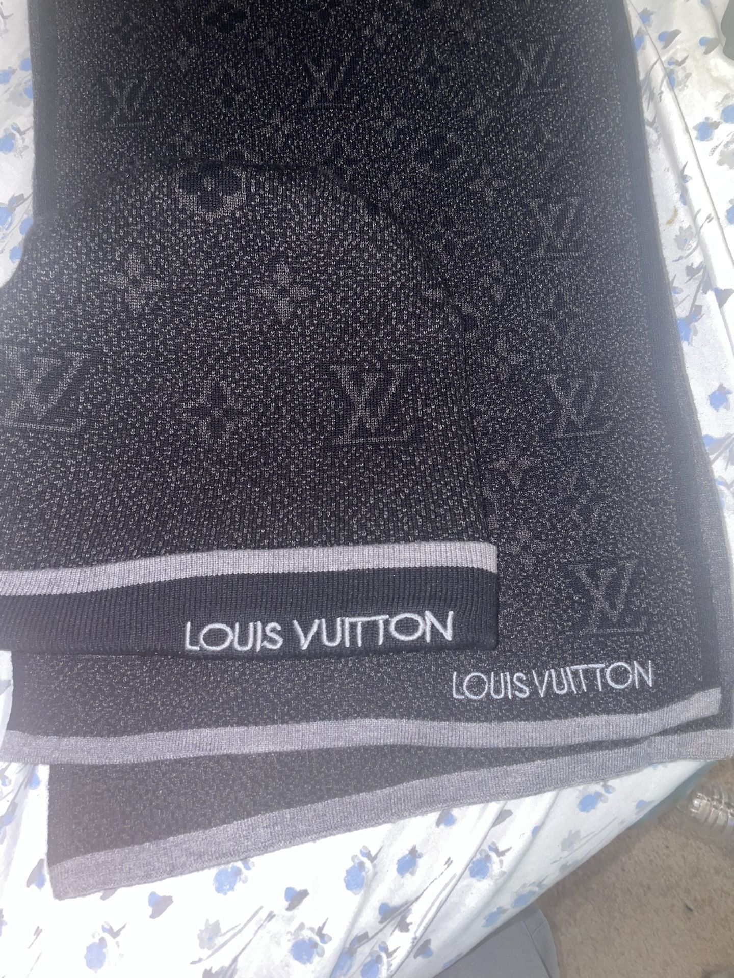 LV hat n scarf