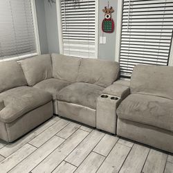 Free Sectional Couch 