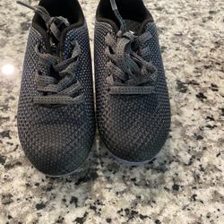 Girls Soccer Shoes 