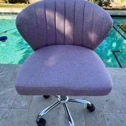 Pink Cushion Desk Chair On Wheels Spins 360 Degrees 