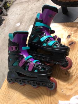 Kelly kapowski’s rollerblades women’s size 8