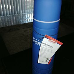 New Coleman Thermos bottle 32 oz / .94 lt for Sale in Union City, CA