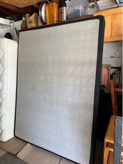 Like new 5 inch ultra thin queen size boxspring .