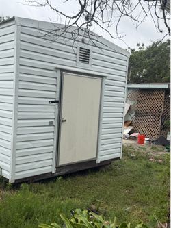 10x12 Lark Builders Portable Aluminum Shed  - Excellent Condition - Cocoa Brevard