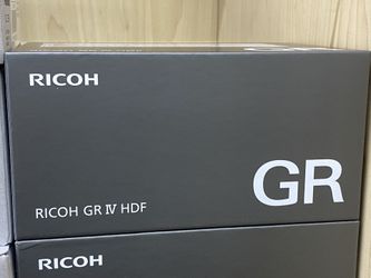 Ricoh GR IV HDF