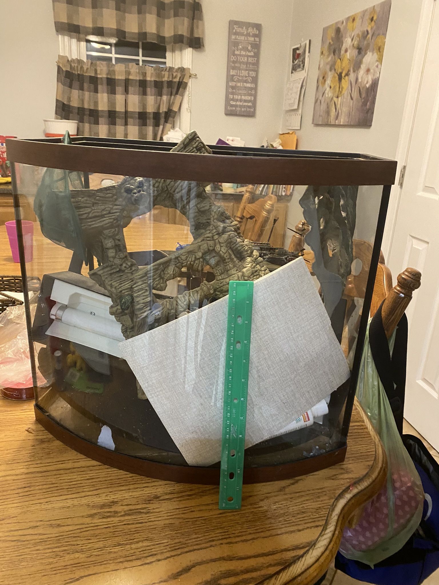 Fish Tank With Accessories 