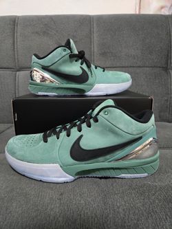Nike Kobe 4 Protro Girl Dad Size 10x2