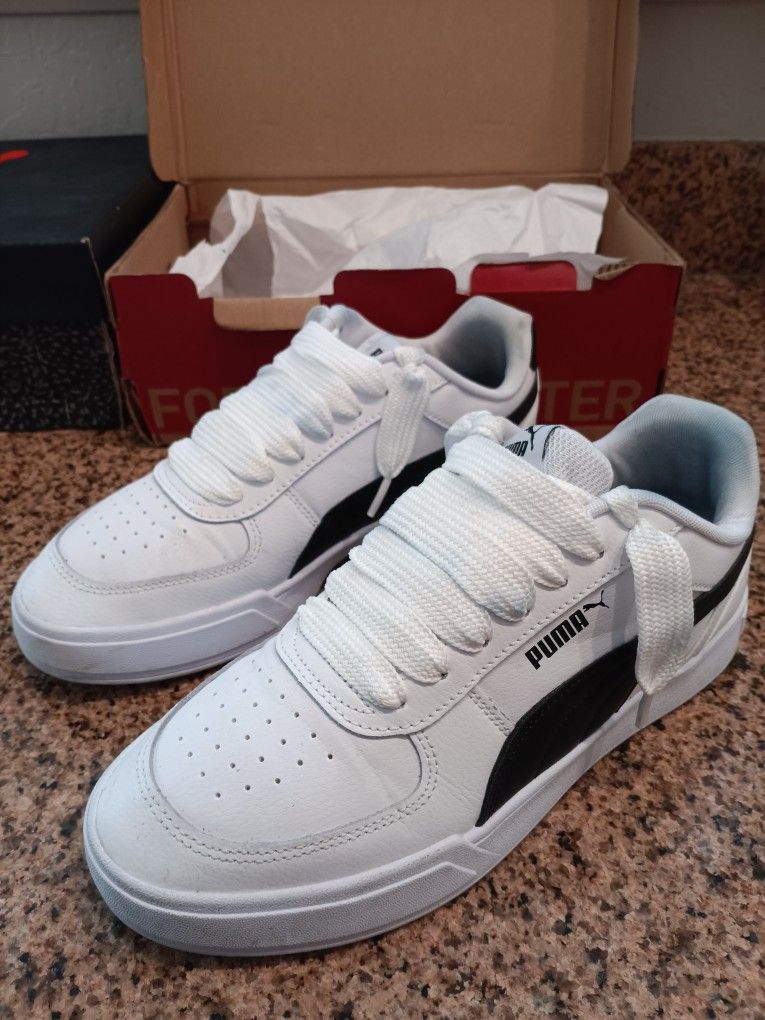 Brand New In Box, Men's Pumas, BLK/WHT, SZ. 10