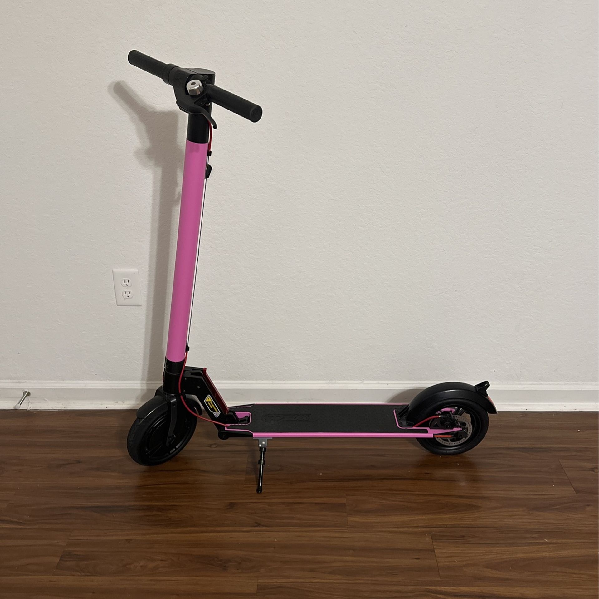 $100 Gotrax Scooter Like New Only Used Once