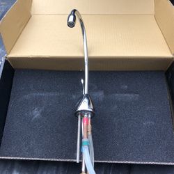 Insinkerator insta hot faucet