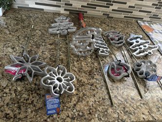 Moldes Para Buñuelos De Viento $15-17 Each