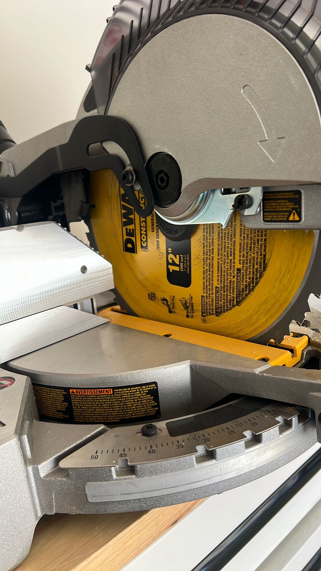 DeWalt minor saw