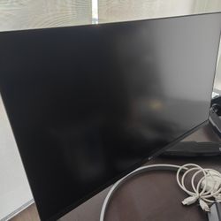 LG 32" 32UN650-W With Arm And Stand