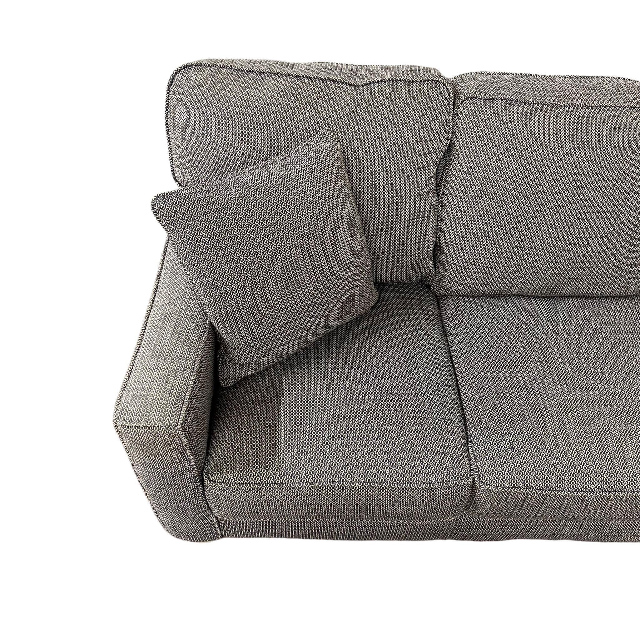 Flexsteel Couch Sofa **Free Delivery** for Sale in Philadelphia, PA