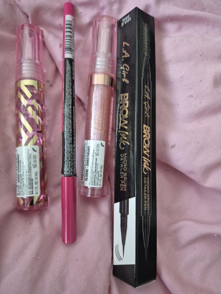 Ulta Beauty Lip Oils Lip Liner And Eye Bundle