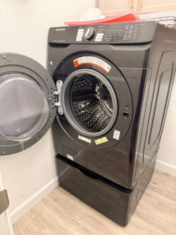 Front loading washing machine