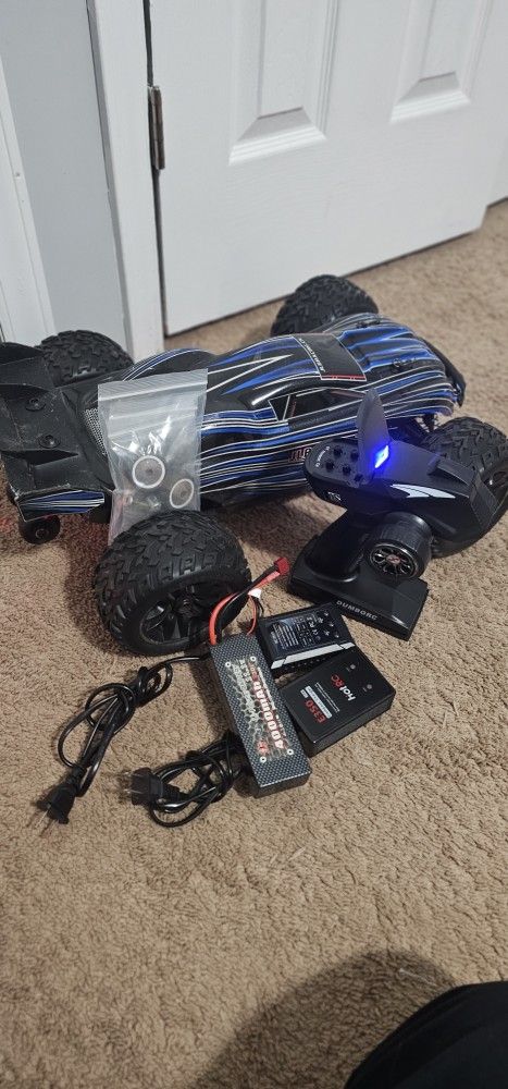 SUPER FAST ELECTRIC RC CAR