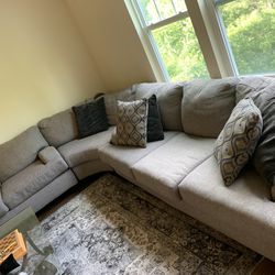 Sectional Couch -Used 100$ OBO